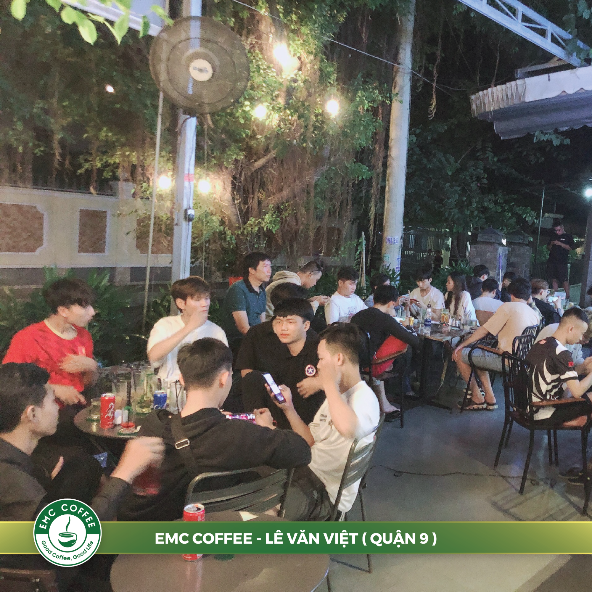 EMC COFFEE LÊ VĂN VIỆT